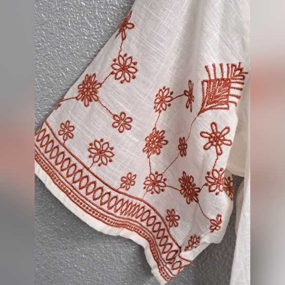 NWT Boho Calligraphie Cream Blouse With Front Tie Size S - Picture 5 of 13